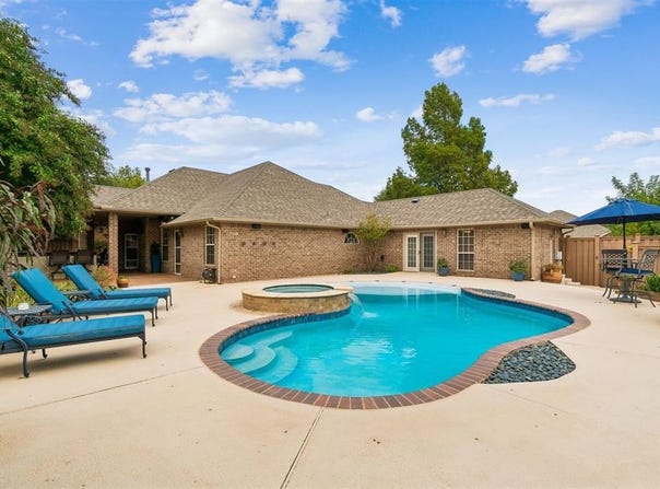 407 Tumbleweed Road, Yukon, OK 73099