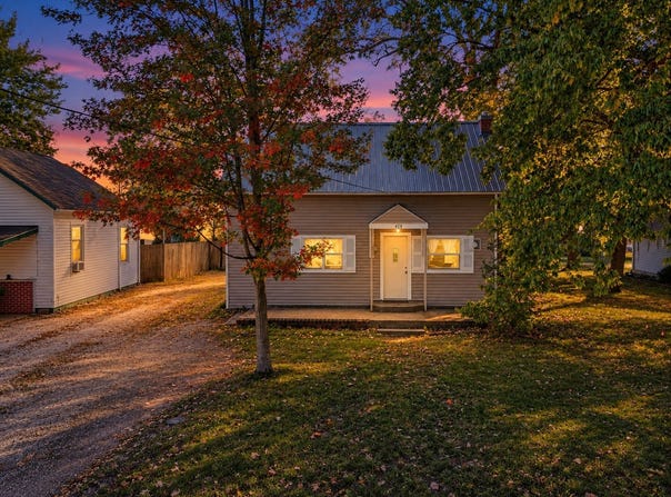 415 W Main Street, Arcola, IL 61910
