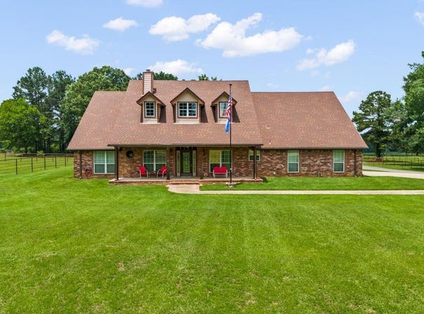 2901 County Road 186 E, Kilgore, TX 75662