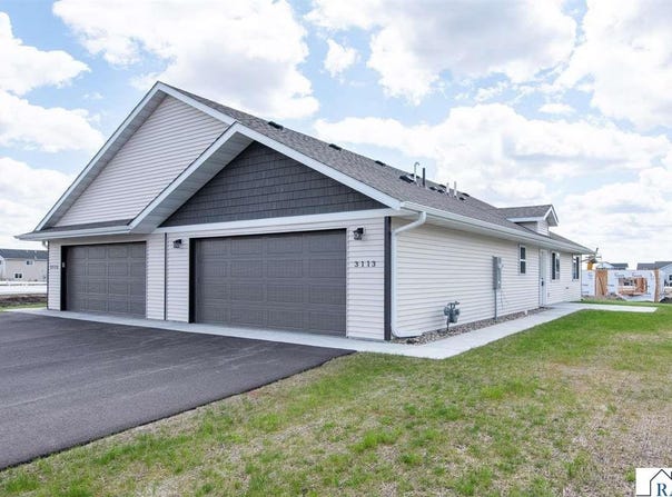 3113 Scotch Lane, Mankato, MN 56001