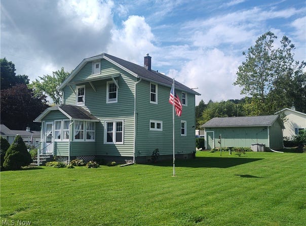 6005 Hillcrest Avenue, Ashtabula, OH 44004
