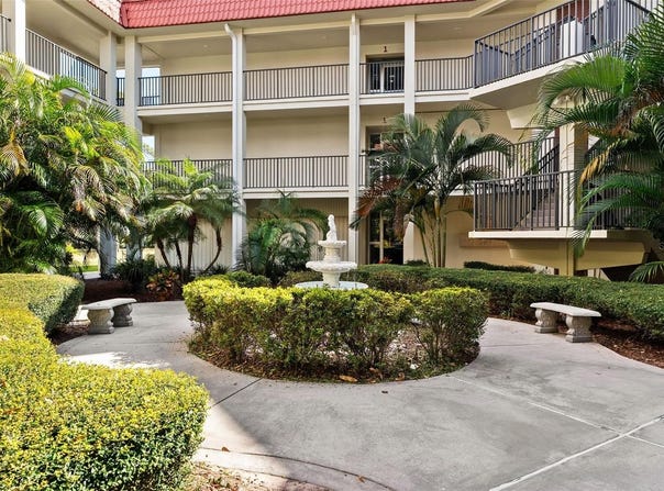 2700 BAYSHORE Boulevard, DUNEDIN, FL 34698