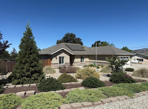 18201 Bowie Street, Tehachapi, CA 93561