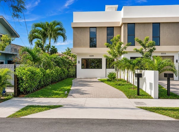 2220 SW 14th St, Miami, FL 33145