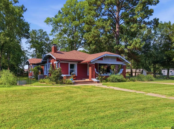 542 Jefferson, Pittsburg, TX 75686