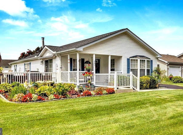 541 WEAVER Drive, DOVER, DE 19901