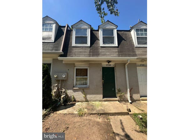 1758 DUTCH VILLAGE Drive, LANDOVER, MD 20785