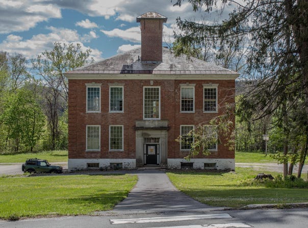 199 Summer Street, Springfield, VT 05156