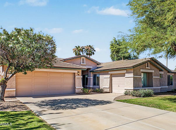 2132 S PENROSE Drive, Gilbert, AZ 85295