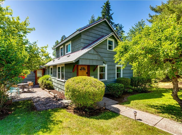 2420 MADISON St, Eugene, OR 97405