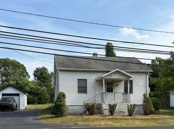 85 Pergola Avenue, Monroe, NJ 08831