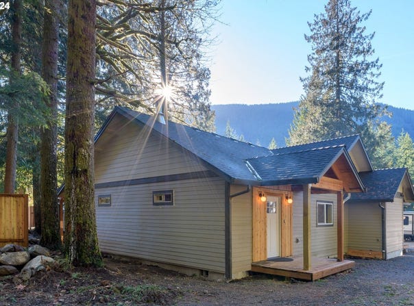 26919 E CHINOOK Ln, Rhododendron, OR 97049