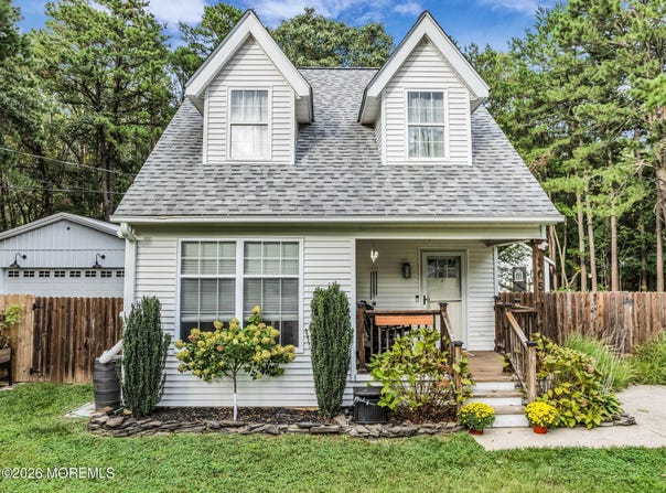 305 E Ridgewood Avenue, Galloway, NJ 08205