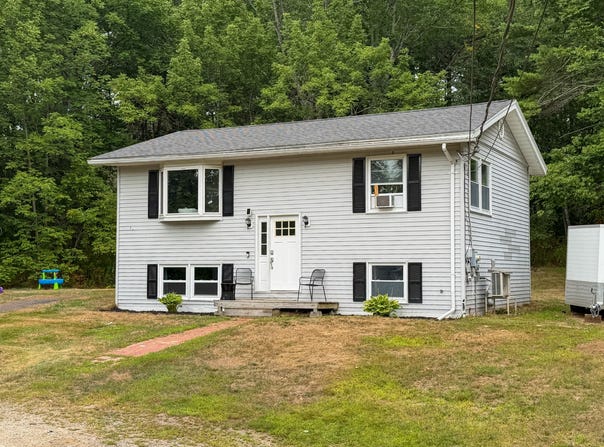 220 Post Road, Bowdoin, ME 04287