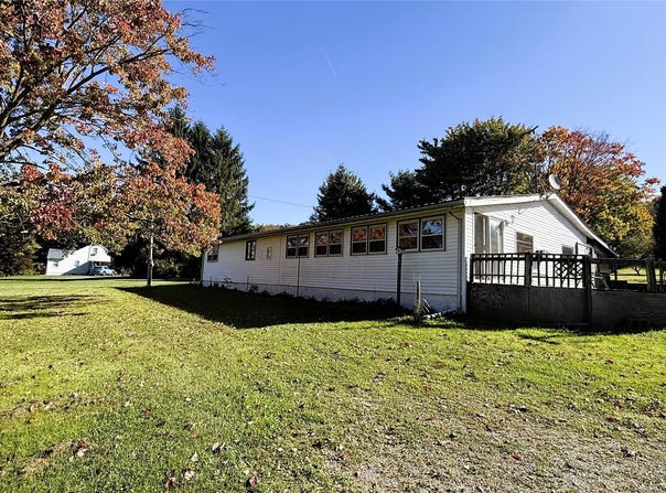 2816 173 Highway, Cochranton, PA 16314
