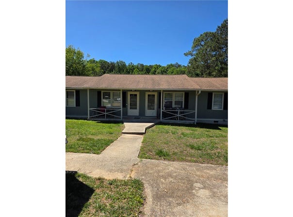 125 Morningside Drive, Seneca, SC 29678
