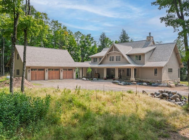 18751 BIG LAKE RD, Watersmeet, MI 49969