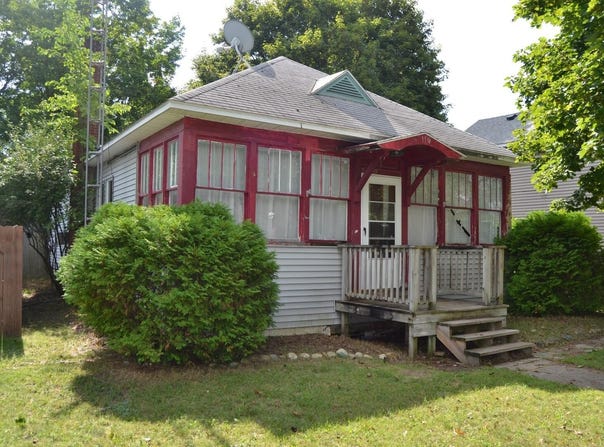 110 S 5th Street, Roscommon, MI 48653