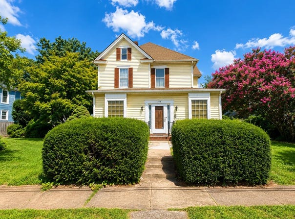 418 Cedar Ave, Vinton, VA 24179