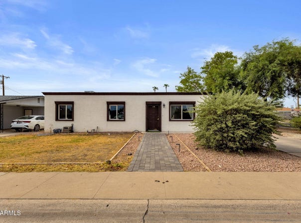 1101 E MCKELLIPS Road, Tempe, AZ 85288
