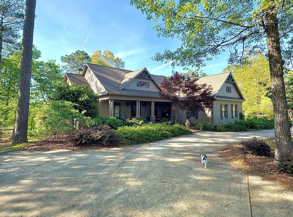 425 BLUE WATER POINTE Dr, Jasper, AL 35504
