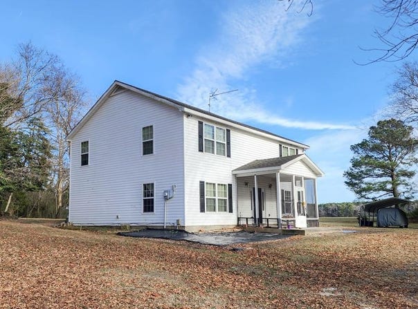 10397 BAYSIDE RD, MACHIPONGO, VA 23405