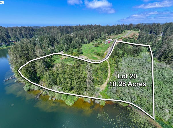 Clear Lake, Florence, OR 97439