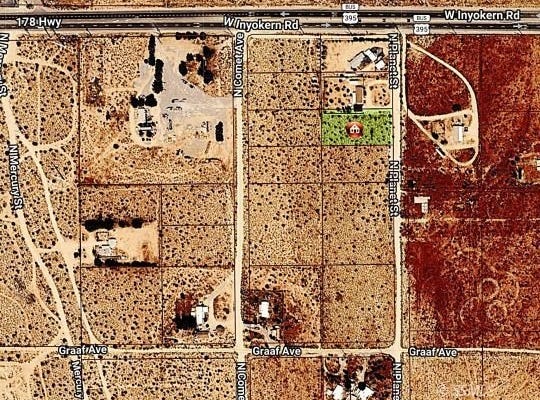 352-310-35 Planet St, Ridgecrest, CA 93555