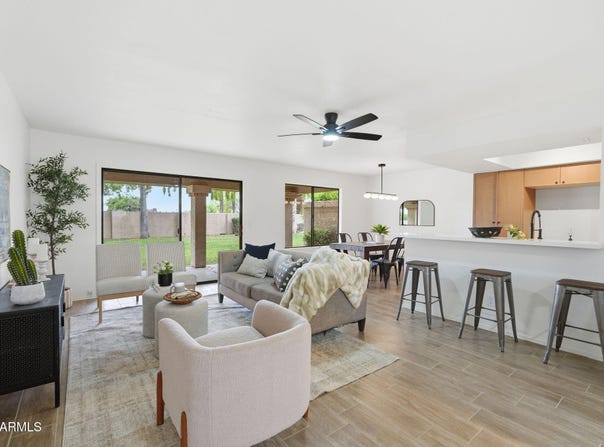 9453 W MCRAE Way, Peoria, AZ 85382