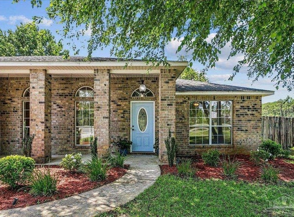 7791 Fenwick St, Navarre, FL 32566
