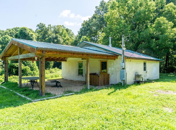 3454 Treece Road, Hornbeak, TN 38232