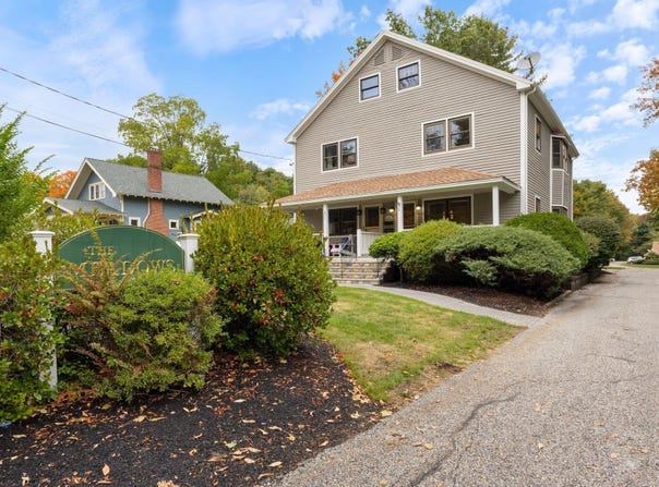 12 Kendall Lane, Freeport, ME 04032