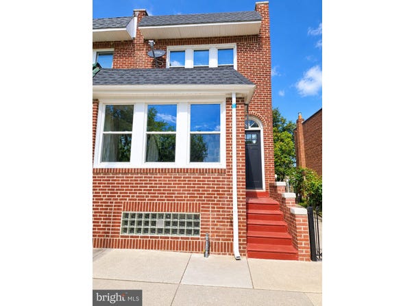 1355 CARL MILLER Boulevard, CAMDEN, NJ 08104