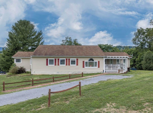 149 APPALACHIAN RISE, LEXINGTON, VA 24450