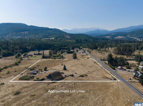 1239 River Road, Sequim, WA 98382