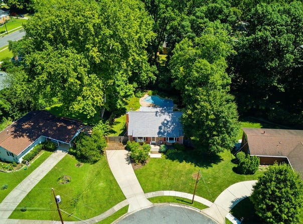 8923 CROMWELL, SPRINGFIELD, VA 22151