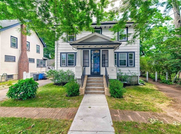 111 Greenleaf St, Quincy, MA 02169