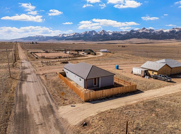 615 4th St, Silver Cliff, CO 81252