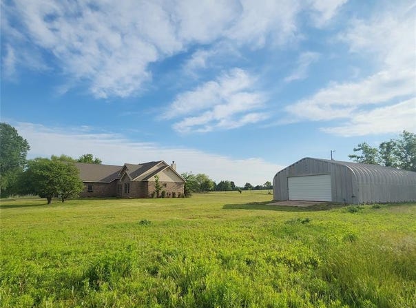 332714 E 1070 Road, McLoud, OK 74851