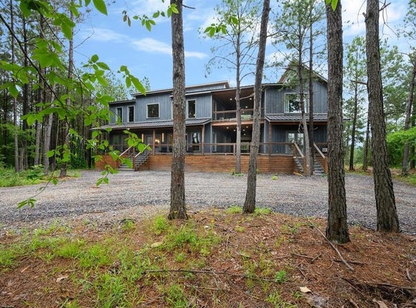 910 Timbuktu Trail, Broken Bow, OK 74728