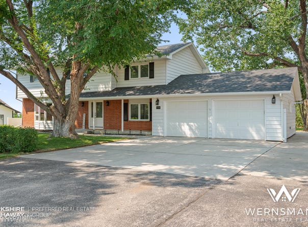 1006 Warren, Gillette, WY 82716