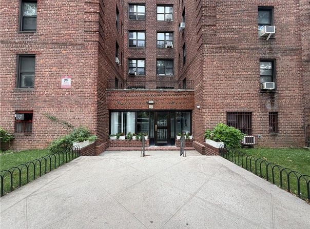 40 E 43rd Street, Brooklyn, NY 11203