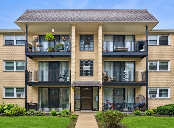 6567 N Harlem Avenue, Chicago, IL 60631