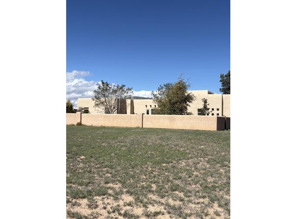 61 High Meadow Loop, Edgewood, NM 87015