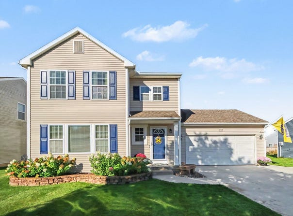 1714 Grovenberg Court, Vicksburg, MI 49097