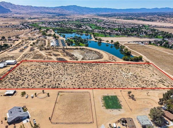Westmont Dr, Apple Valley, CA 92308