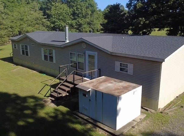214 DeShong Lane, Mena, AR 71953