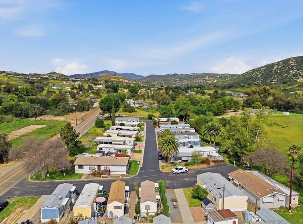2030 Black Canyon Rd, Ramona, CA 92065