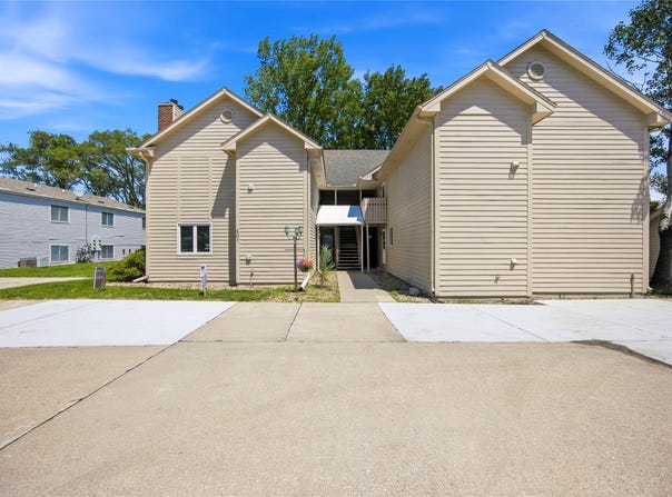 401 SE Lowell Drive, Ankeny, IA 50021