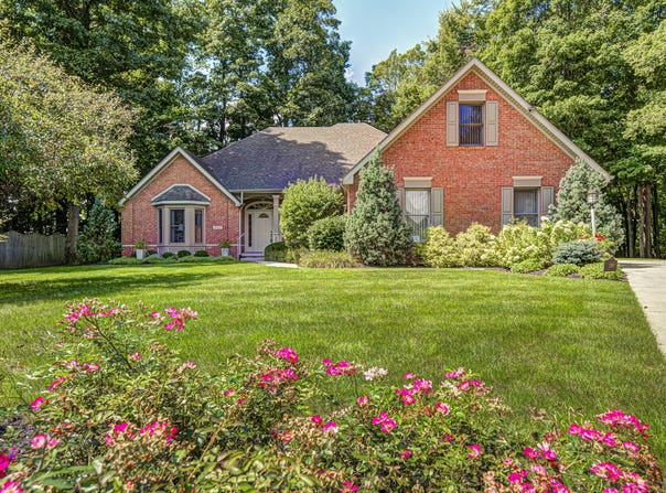 2319 Gregory Lane, Anderson, IN 46012
